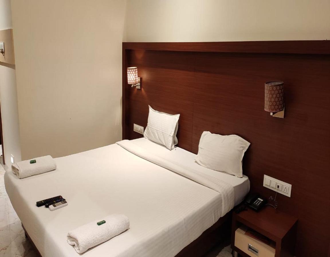 Fabhotel Spring Inn - Nr Borivali Station Malad Exterior foto