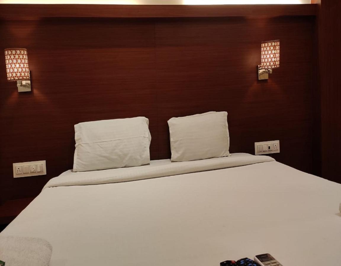 Fabhotel Spring Inn - Nr Borivali Station Malad Exterior foto
