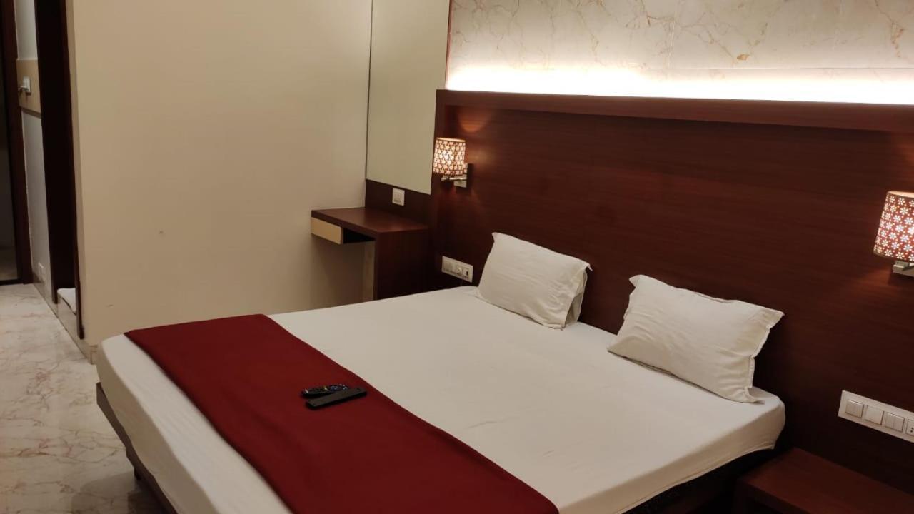 Fabhotel Spring Inn - Nr Borivali Station Malad Exterior foto